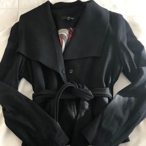 Black buttoned blazer